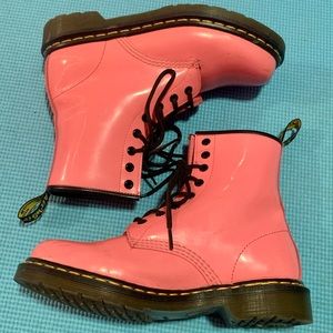 US 8/UK 6 Dr Doc Marten’s Light Baby Bubblegum Pink Patent Leather Lace Up